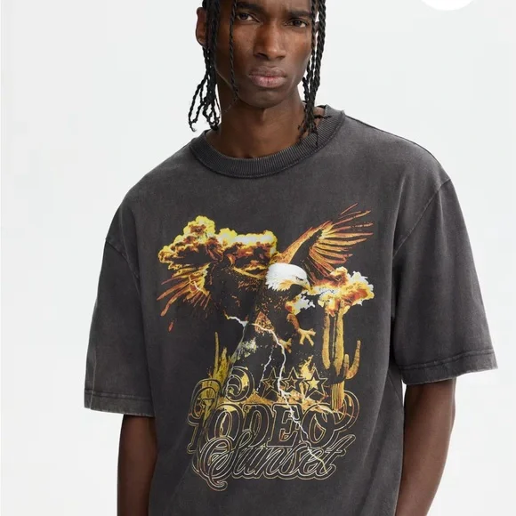 Men's Black Graphic T-Shirt - Picture 4 of 4